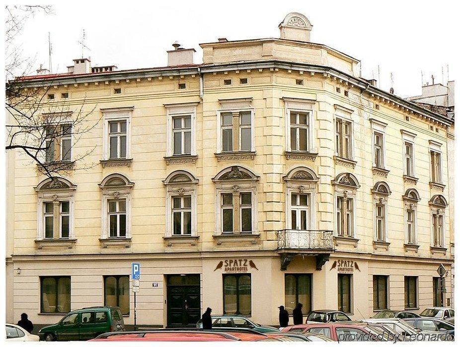 Spatz Aparthotel Krasków Exteriör bild